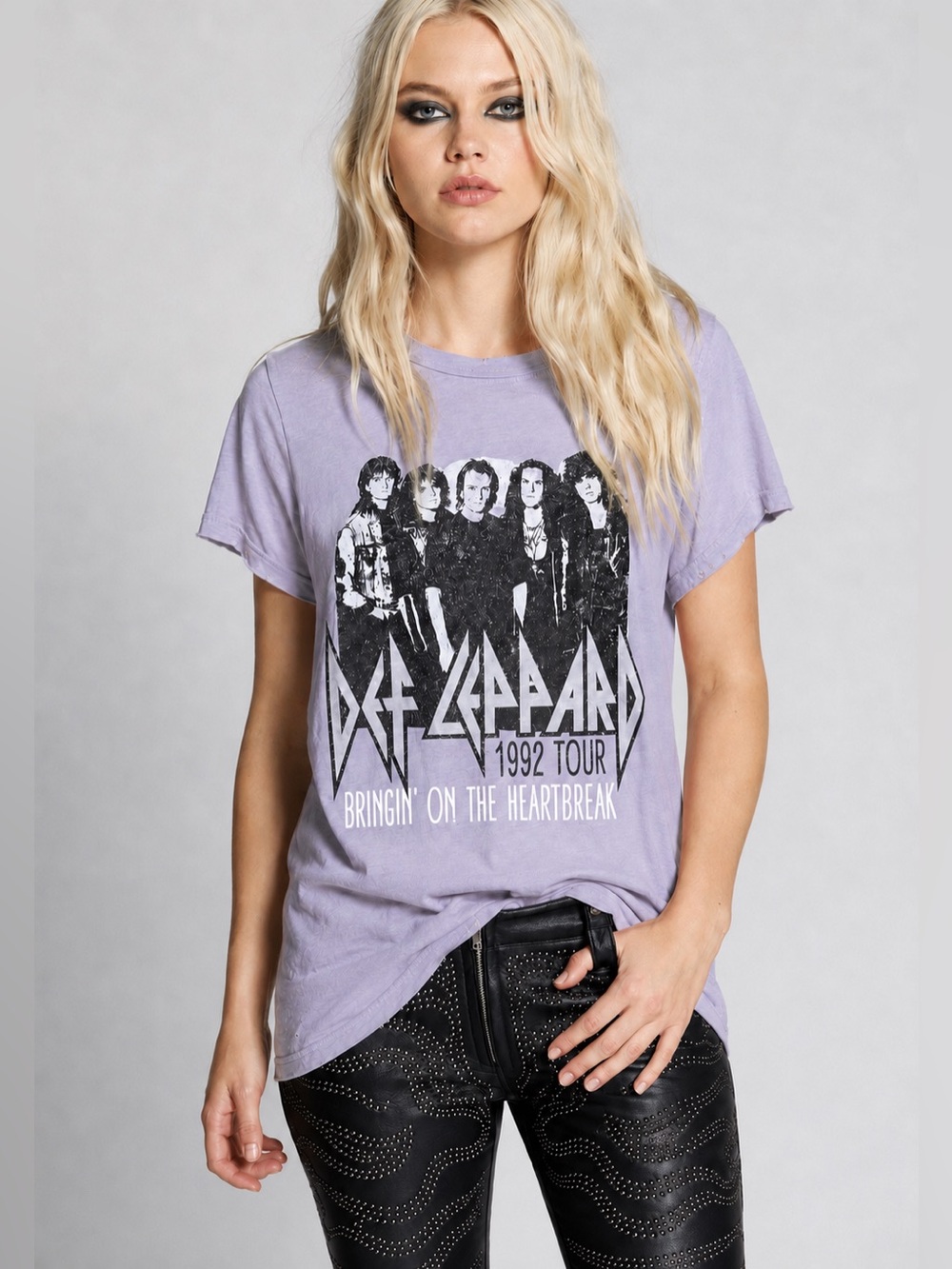 Recycled Karma Def Leppard Distressed T-Shirt
